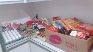 Arecadação de alimentos